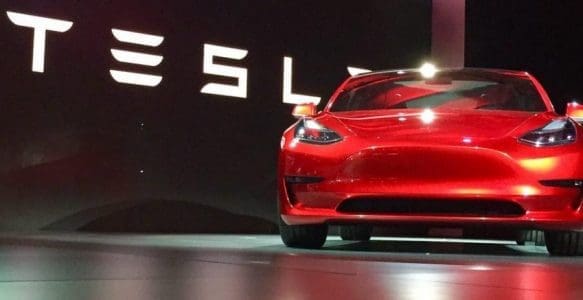 Per la prima volta Tesla ha venduto più di Mercedes negli Usa