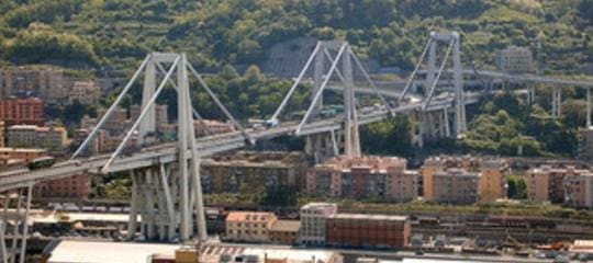 Genova, com’è crollato il ponte Morandi? Ci sono 3 ipotesi