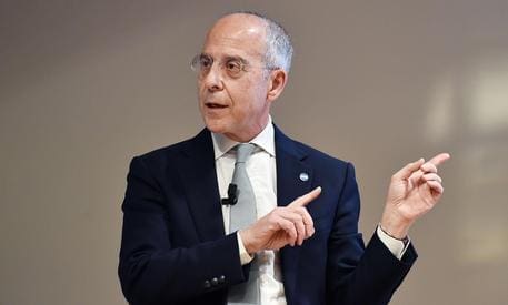 Enel: ricavi 3 mesi +10%,utile a 1,25mld